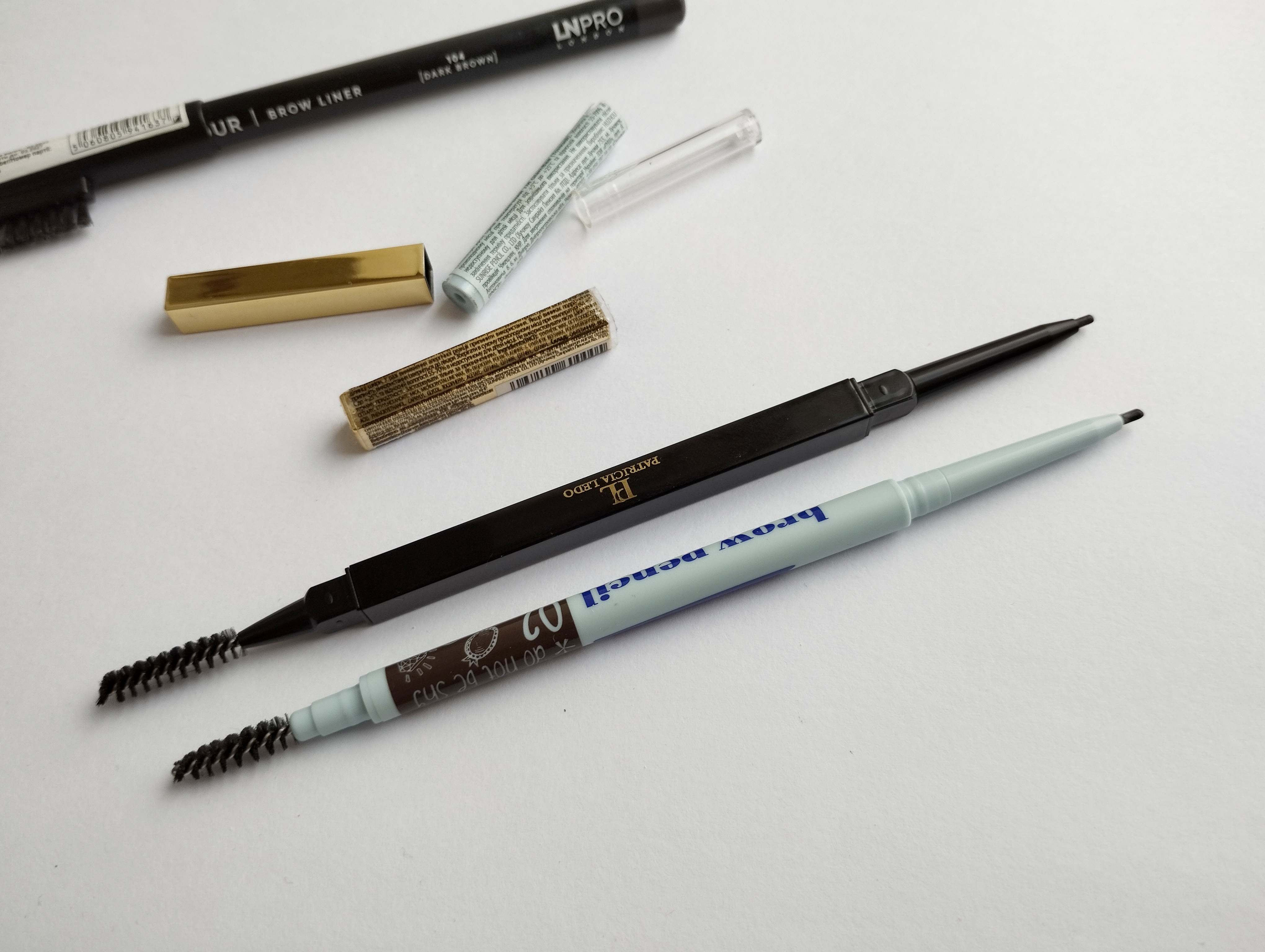 Порівняння олівчиків в ідеальних темно-коричневих відтінках і мої фаворити.