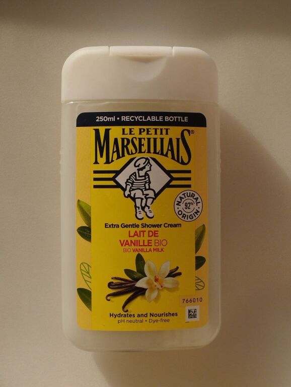 Le Petit Marseillais «Ванільне молоко»: подорож до сонячної Франції у Вашій ванній кімнаті!
