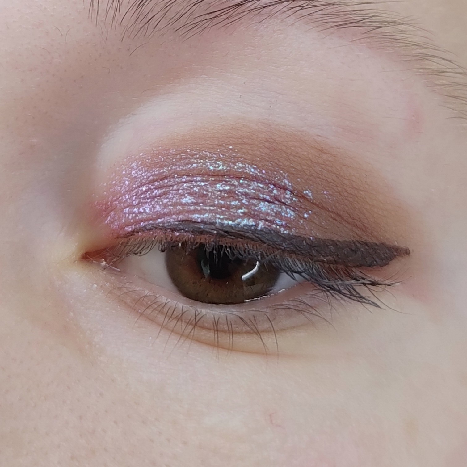 Рідкі тіні для повік LN Pro Crystal Shine Long-Lasting Tint Eyeshadow