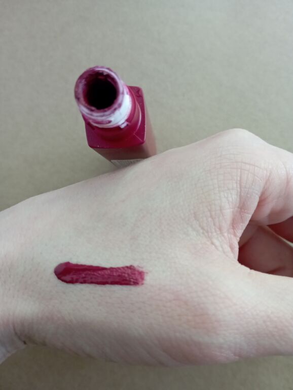 Суперстійка Maybelline Matte INK