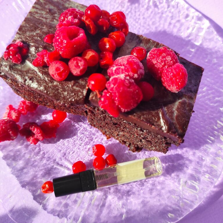 Ванільно-шоколадна спокуса з ароматом Lattafa Nebras
