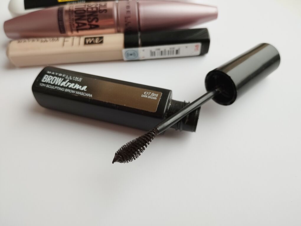 Туш для брів від Maybelline у відтінку Dark brown