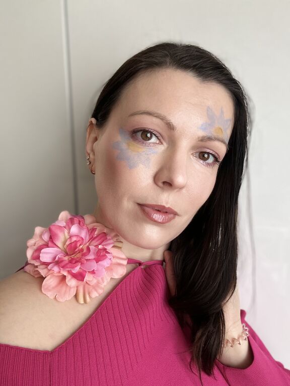 #flowermakeupclub