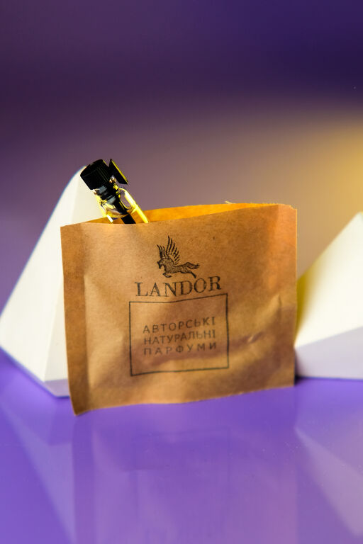 Сліпий затест: Landor Pact Unisex