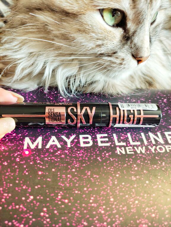 З Maybelline Sky High - вії до небес!