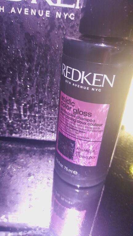 Тестування засобів від REDKEN