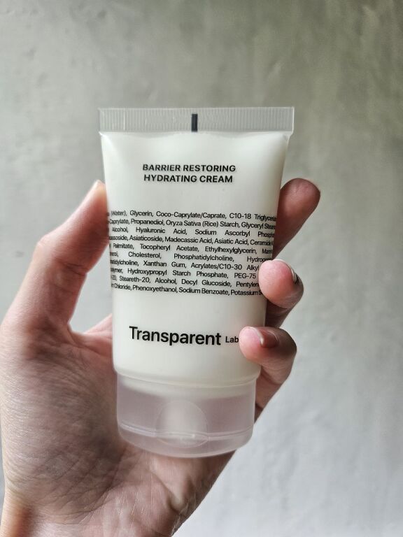 Крем Transparent Lab Barrier Restoring Hydrating Cream, який є  чудовим нічним варіантом