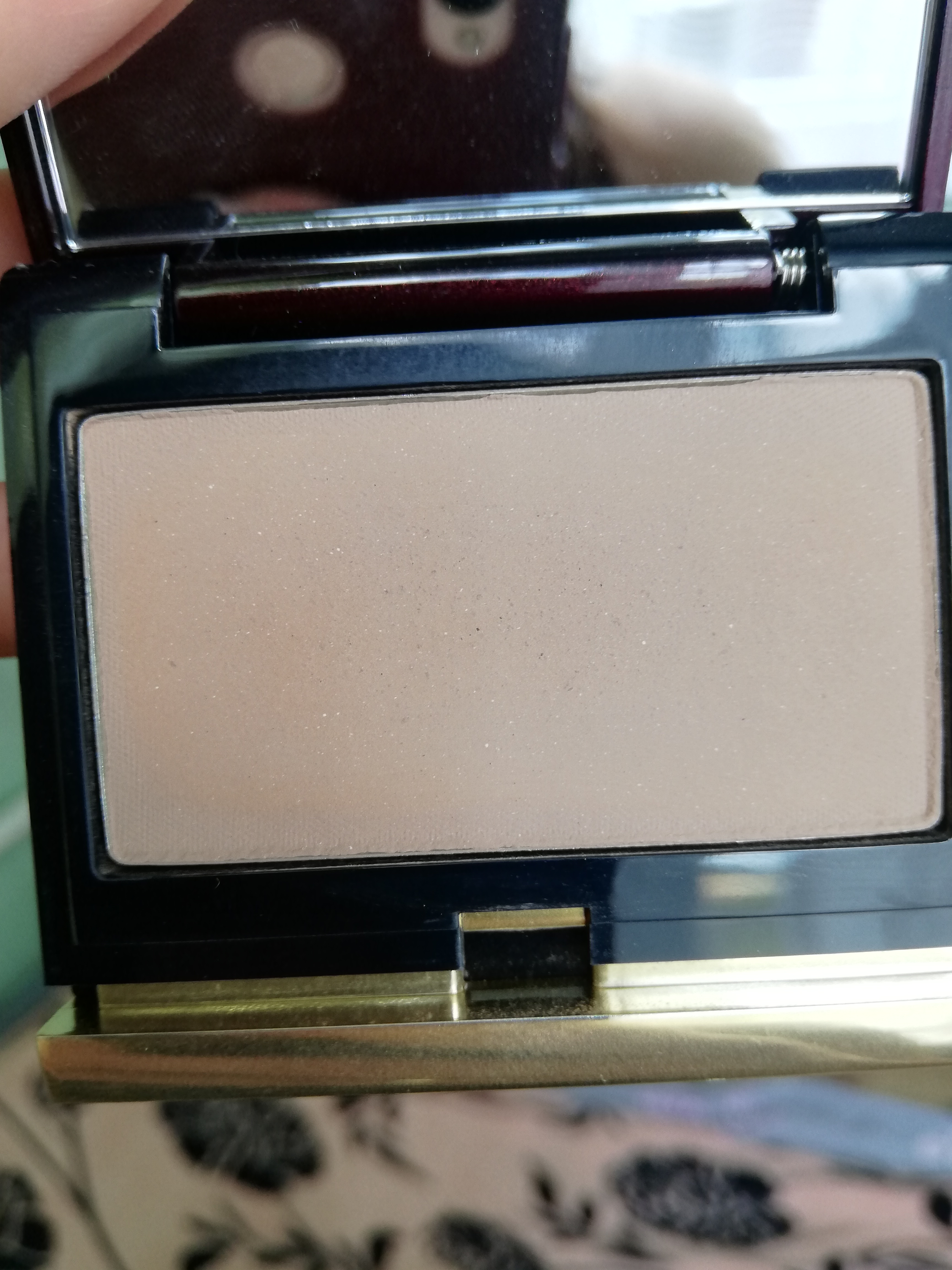 Kevyn Aucoin the sculpting powder light