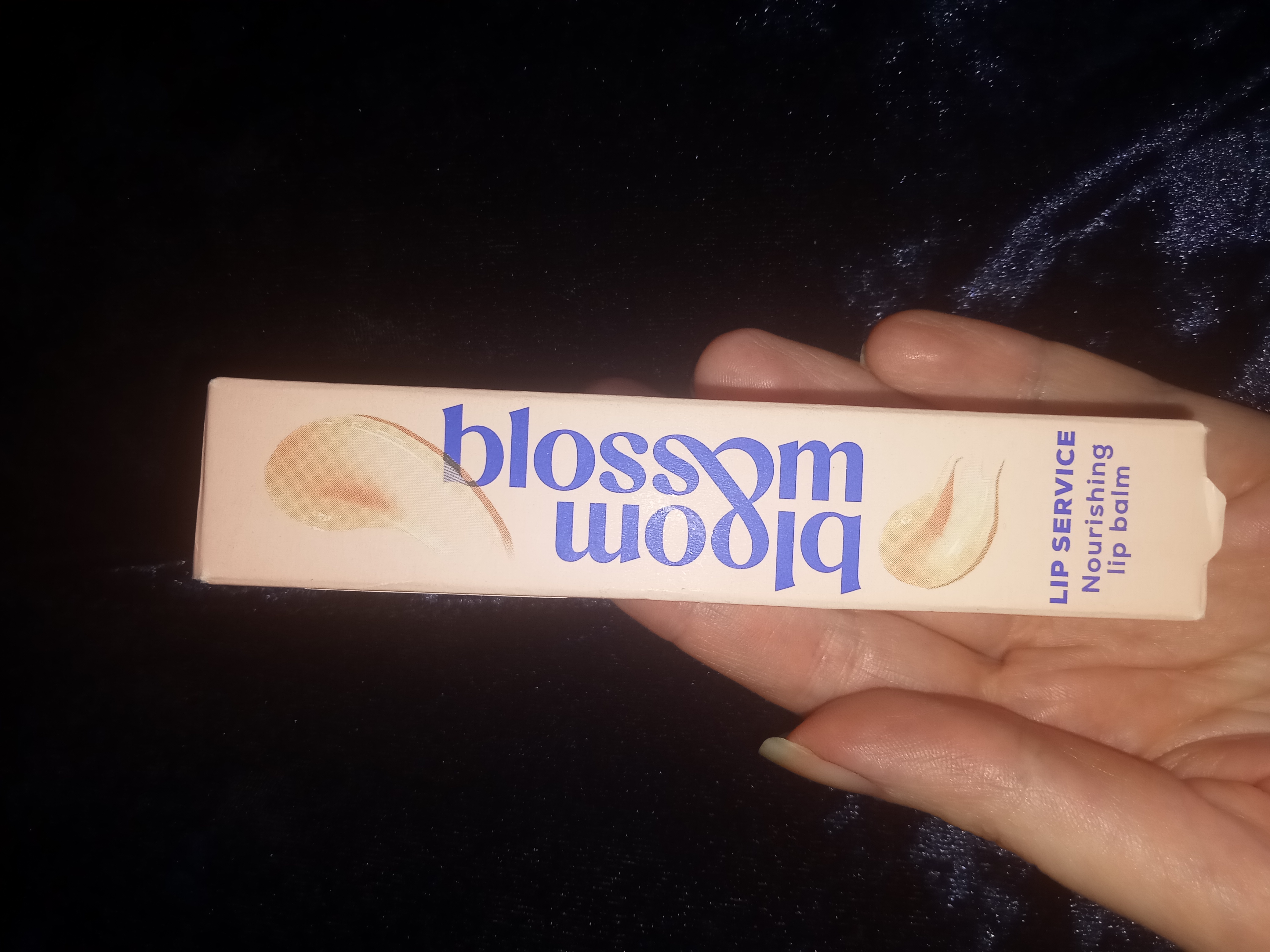 Bloom&Blossom Lip Service - майже ідеальний бальзам для губ