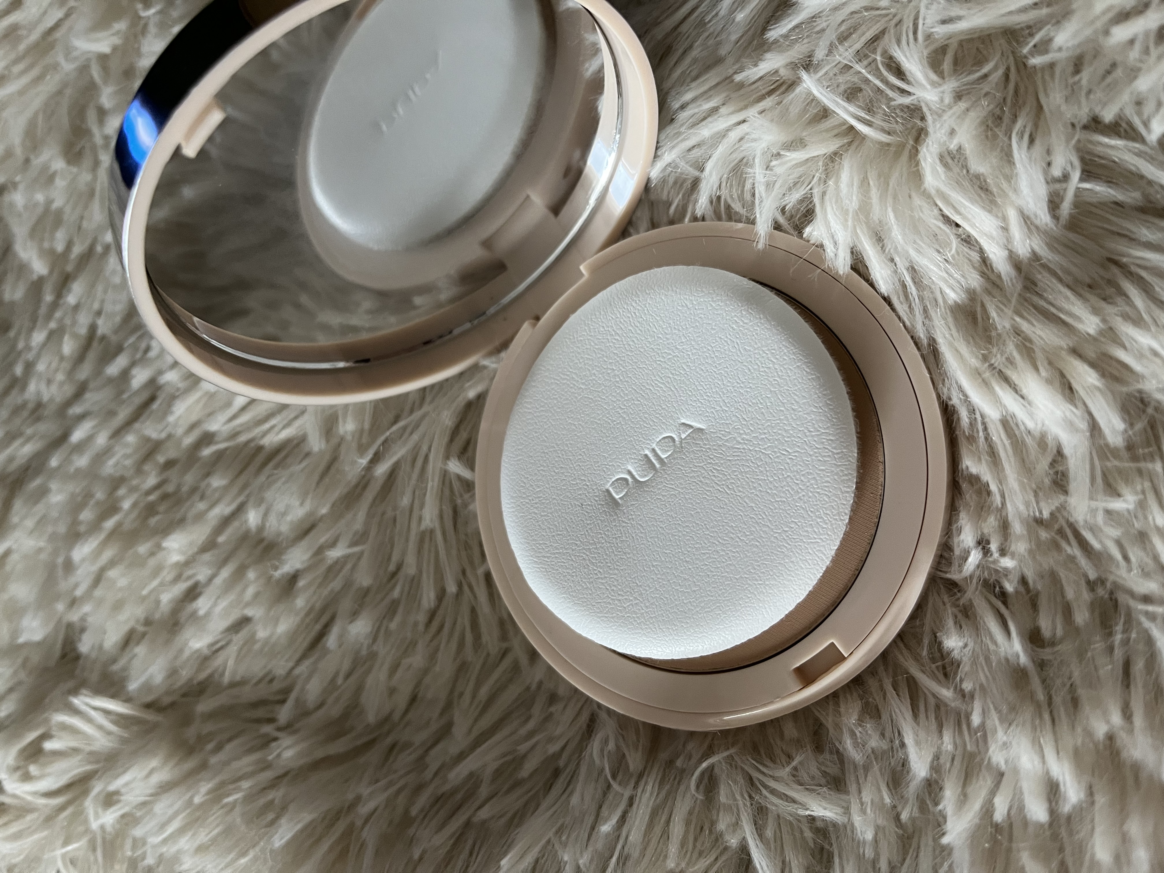 «Like A Doll Compact Powder» Pupa