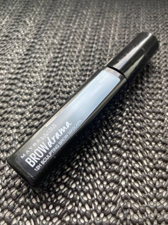 👀💁‍♀️✨ Бездоганні брівки: огляд Maybelline Brow Drama Sculpting Brow Mascara