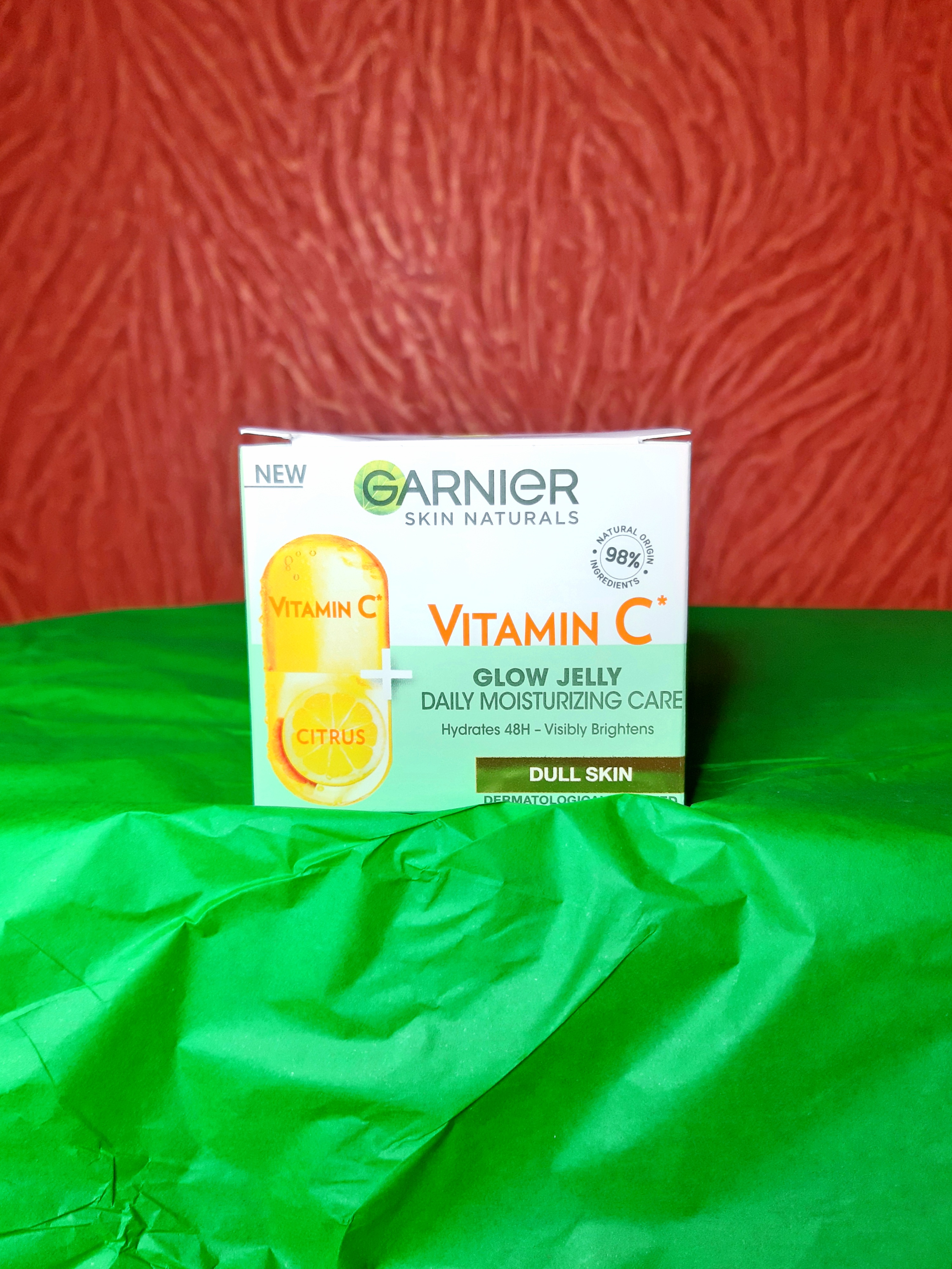 Зволожувальний гель Garnier з вітаміном С для тьмяної шкіри обличчя з ефектом сяяння та вирівнювання