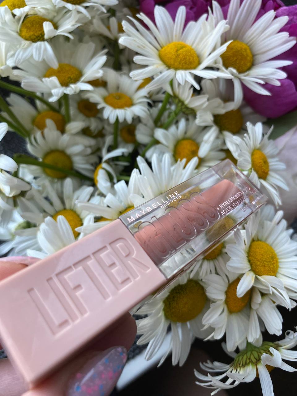 Блиск для губ Maybelline Lifter Gloss: Розкішна губна справа з відтінком 07 Amber!