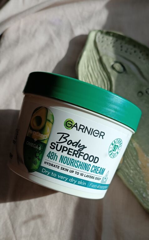 Garnier Body SuperFood Avocado Oil + Omega 6 Nourishing Cream