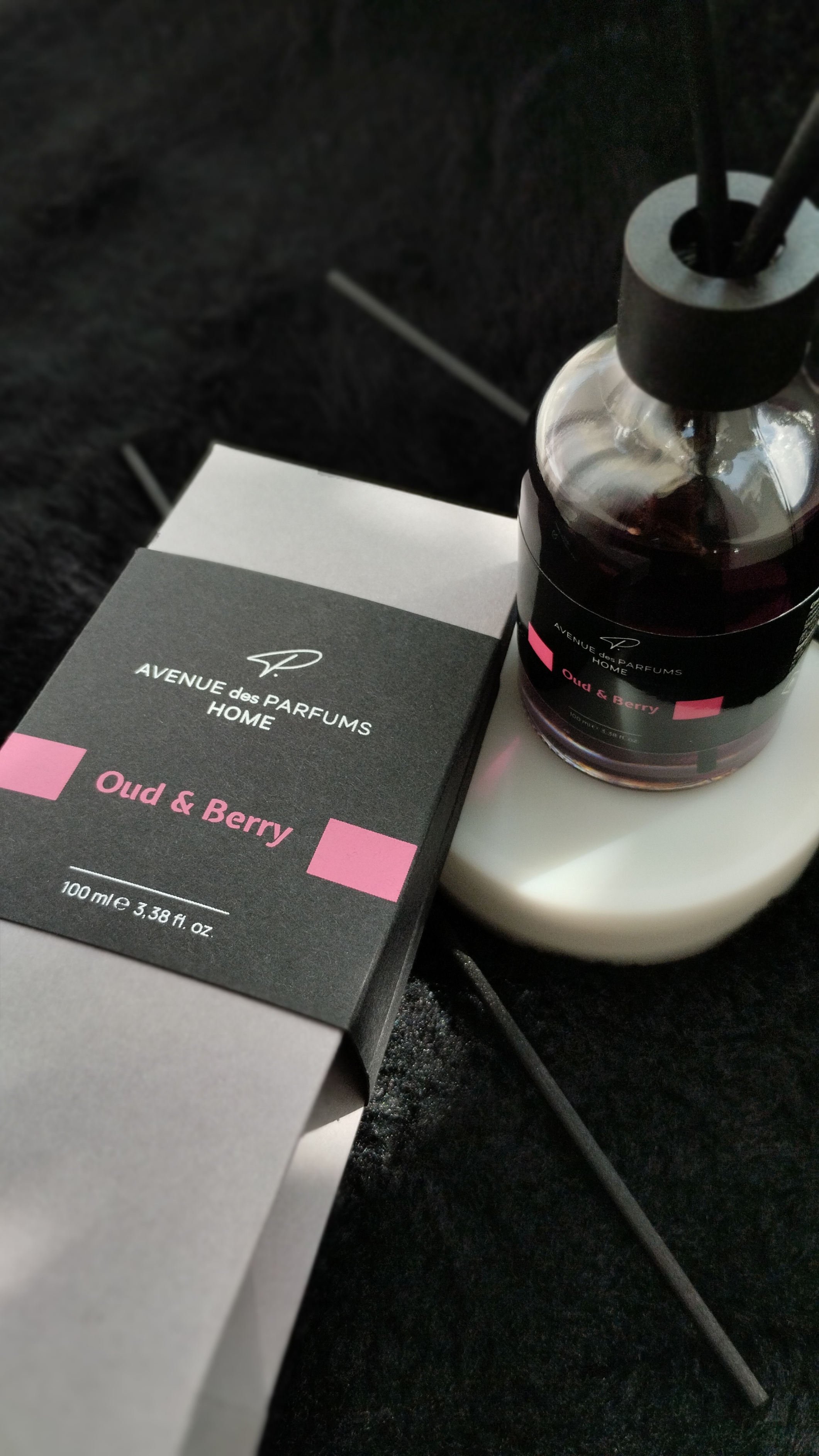 Аромадифузор Oud & Berry | Avenue des Parfums