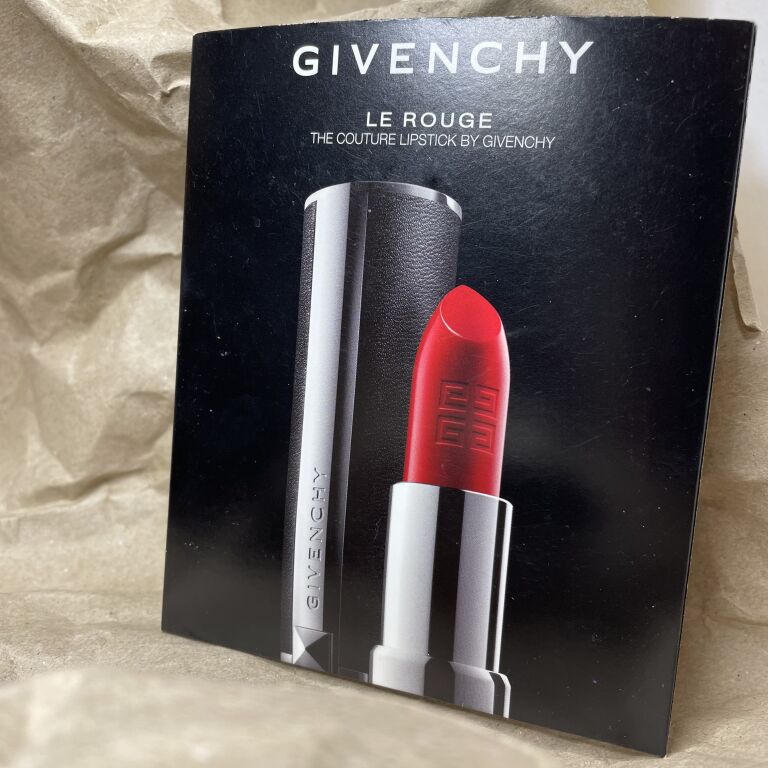 Розкіш на вустах від Givenchy