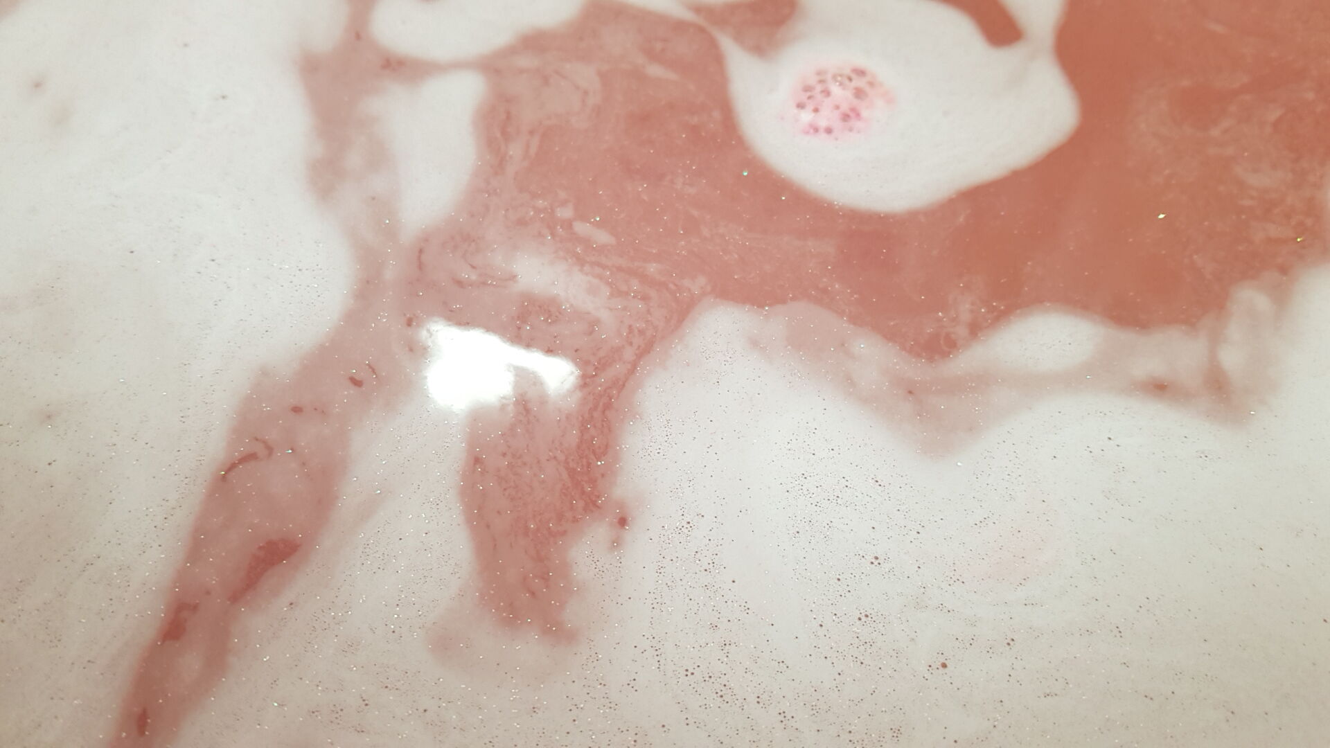 mareve cherry liqueur бомбочка-гейзер для ванни