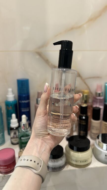 Заспокійлива олія для зняття макіяжу Bobbi Brown