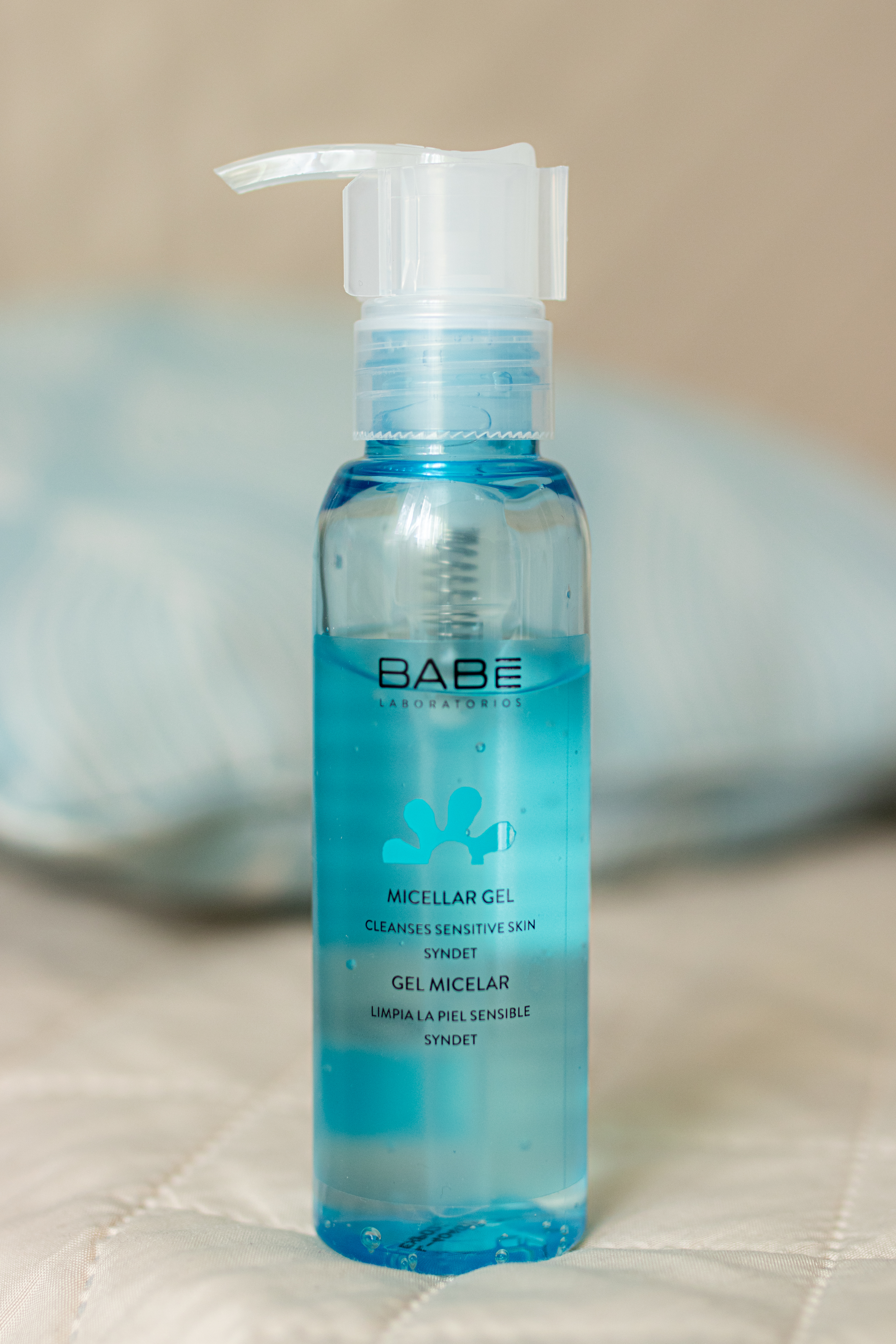 Міцелярний гель: Babe Laboratorios Soothing Micelar Gel в travel-форматі