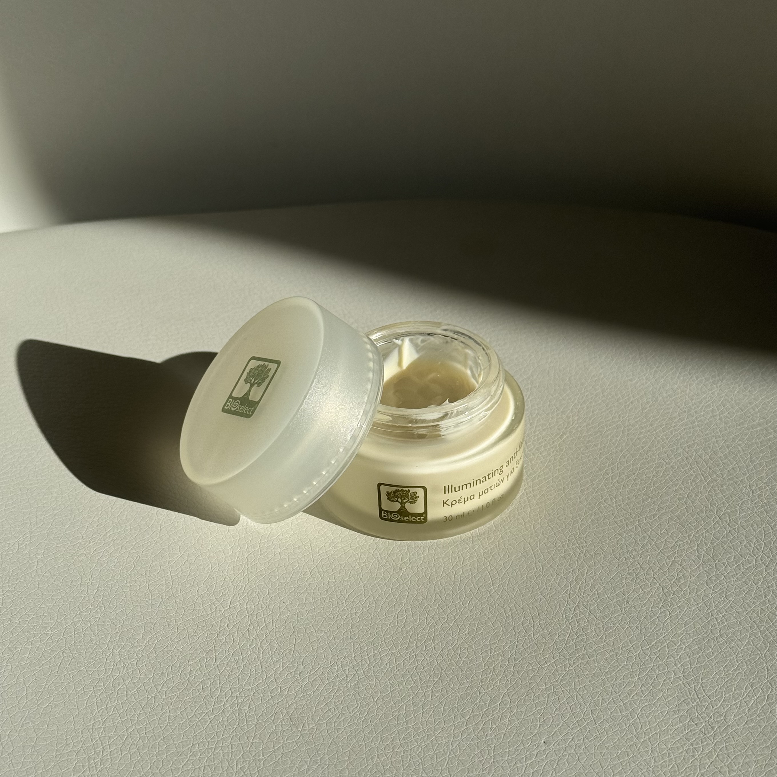 BIOselect Illuminating & Anti-Fating Eye Contour Cream
