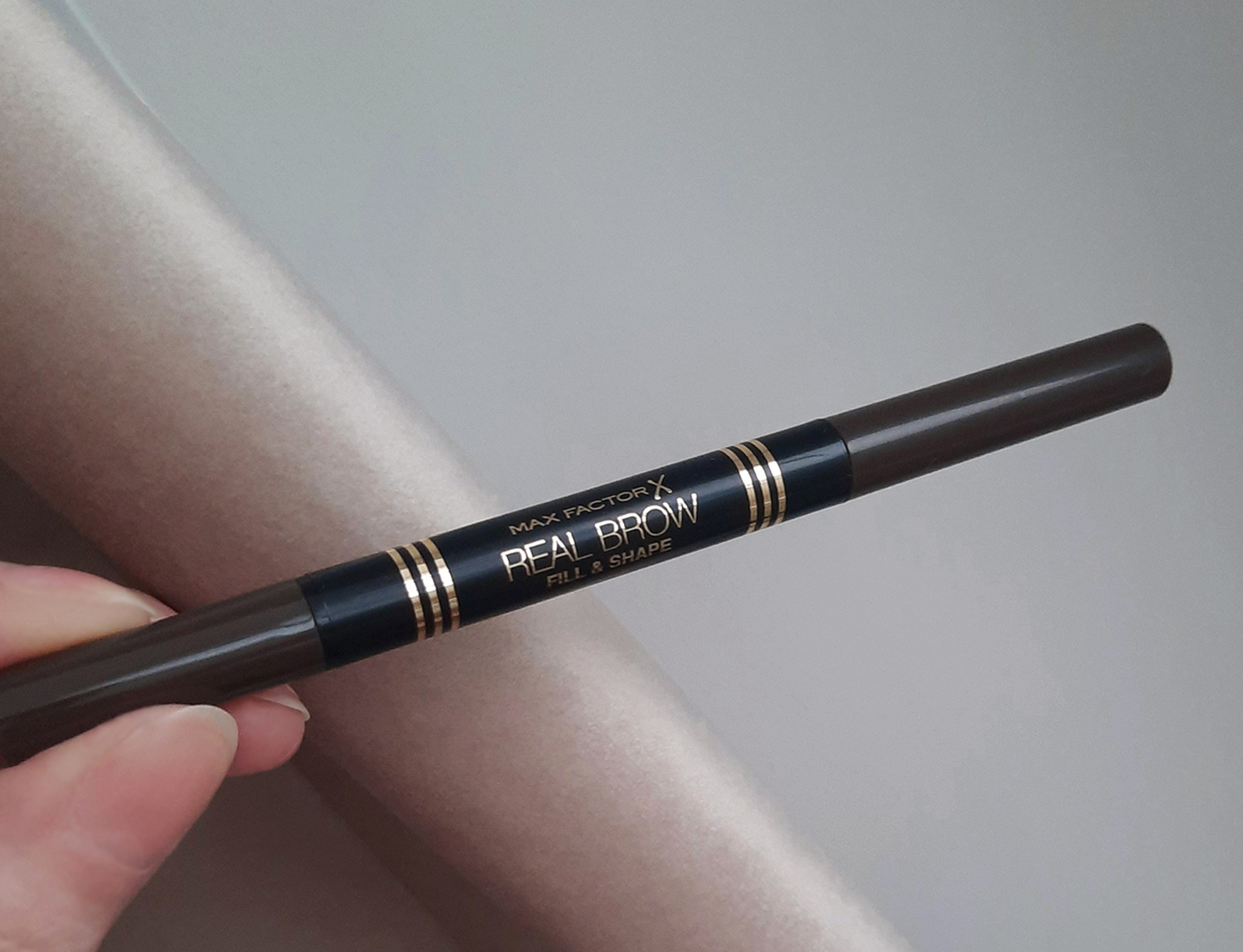 Чудовий олівець для брів від Max Factor