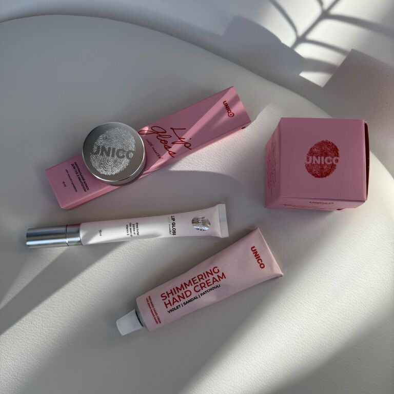 UNICO | Lip Gloss with menthol