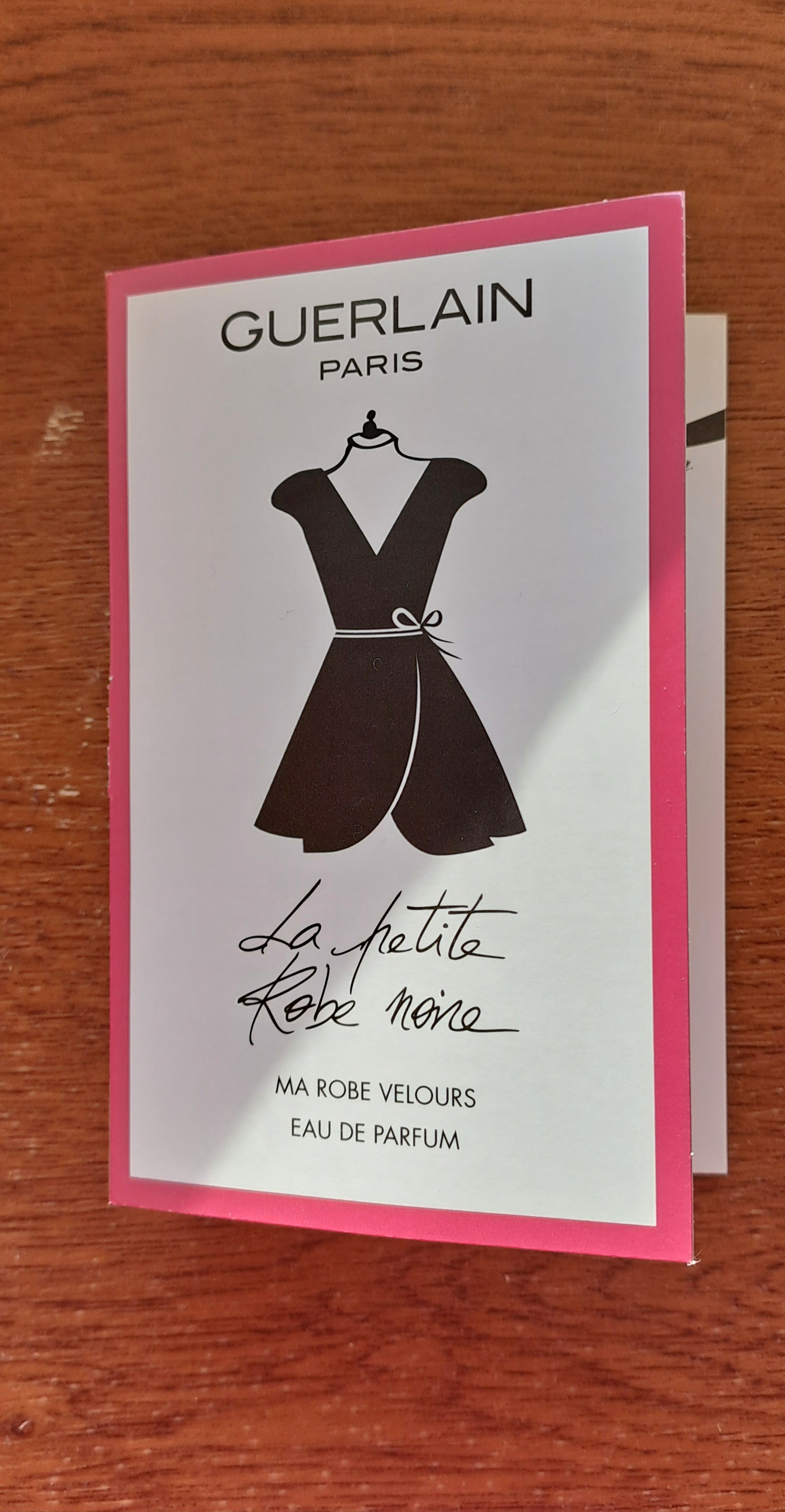 Guerlain La Petite Robe Noire Ma Robe Velours