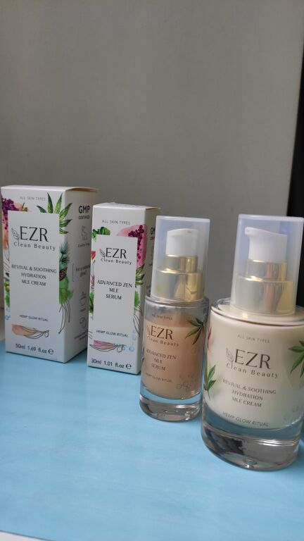 Прекрасний український догляд за облич�чям від EZR clean beauty 