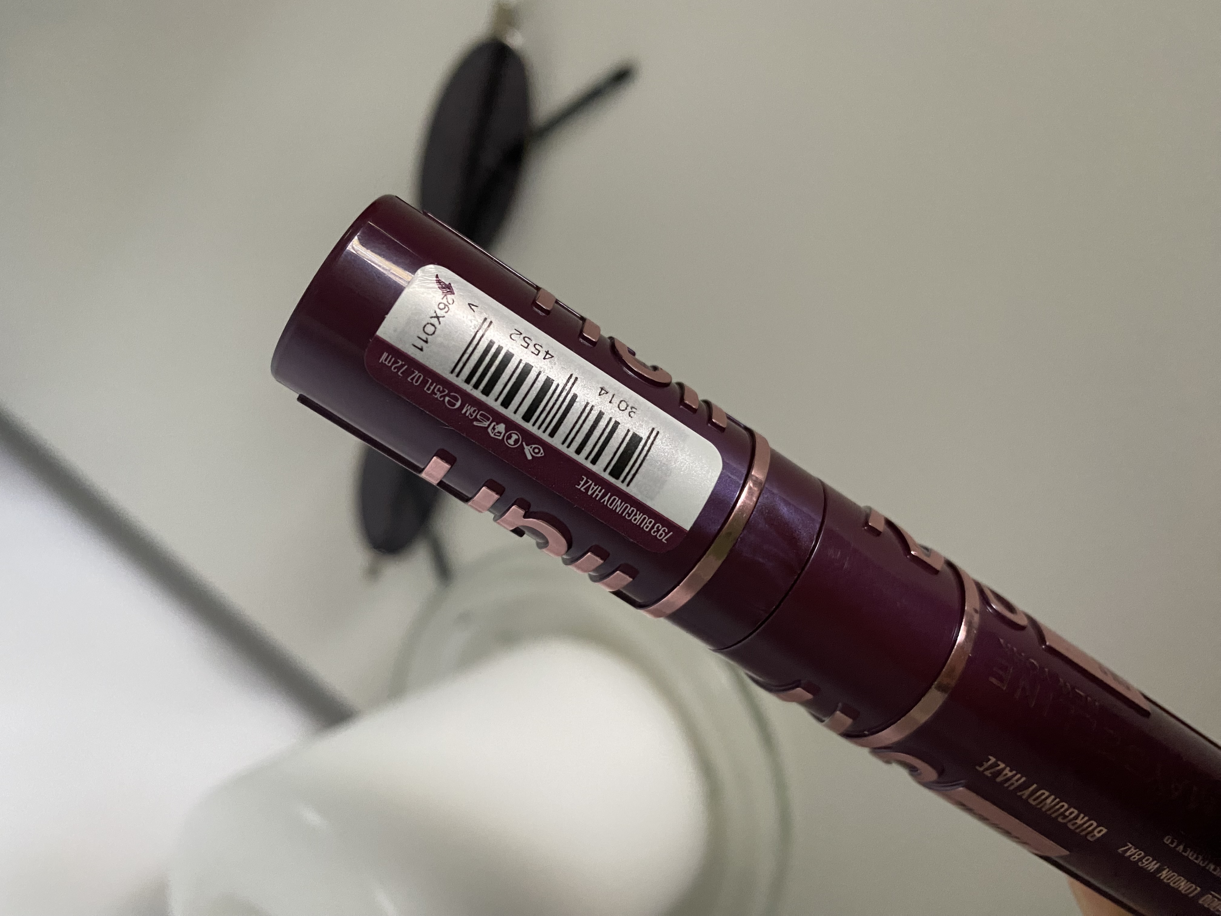 Lash Sensational Sky High Burgundy Mascara