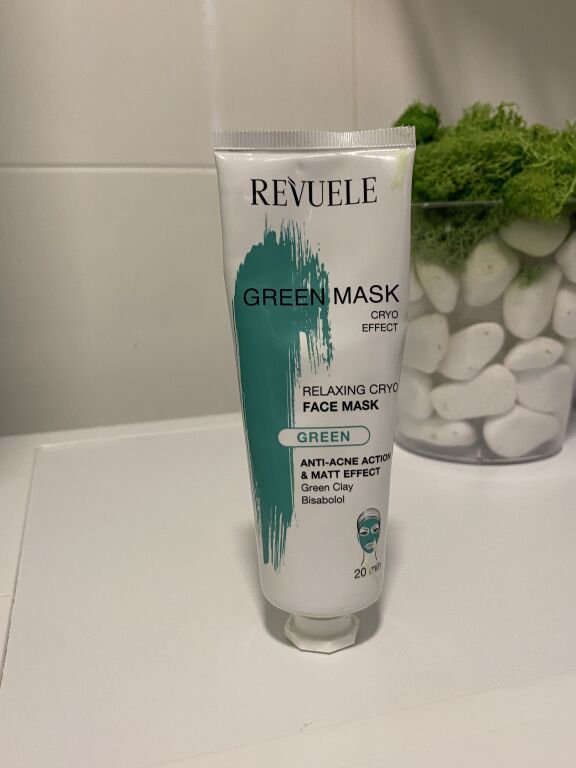 Revuele Anti-Acne Green Face Mask Cryo Effect