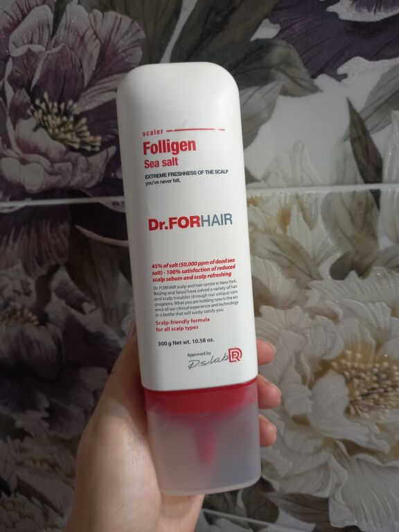 Folligen Sea Salt Scaler від корейського бренду Dr.ForHair.