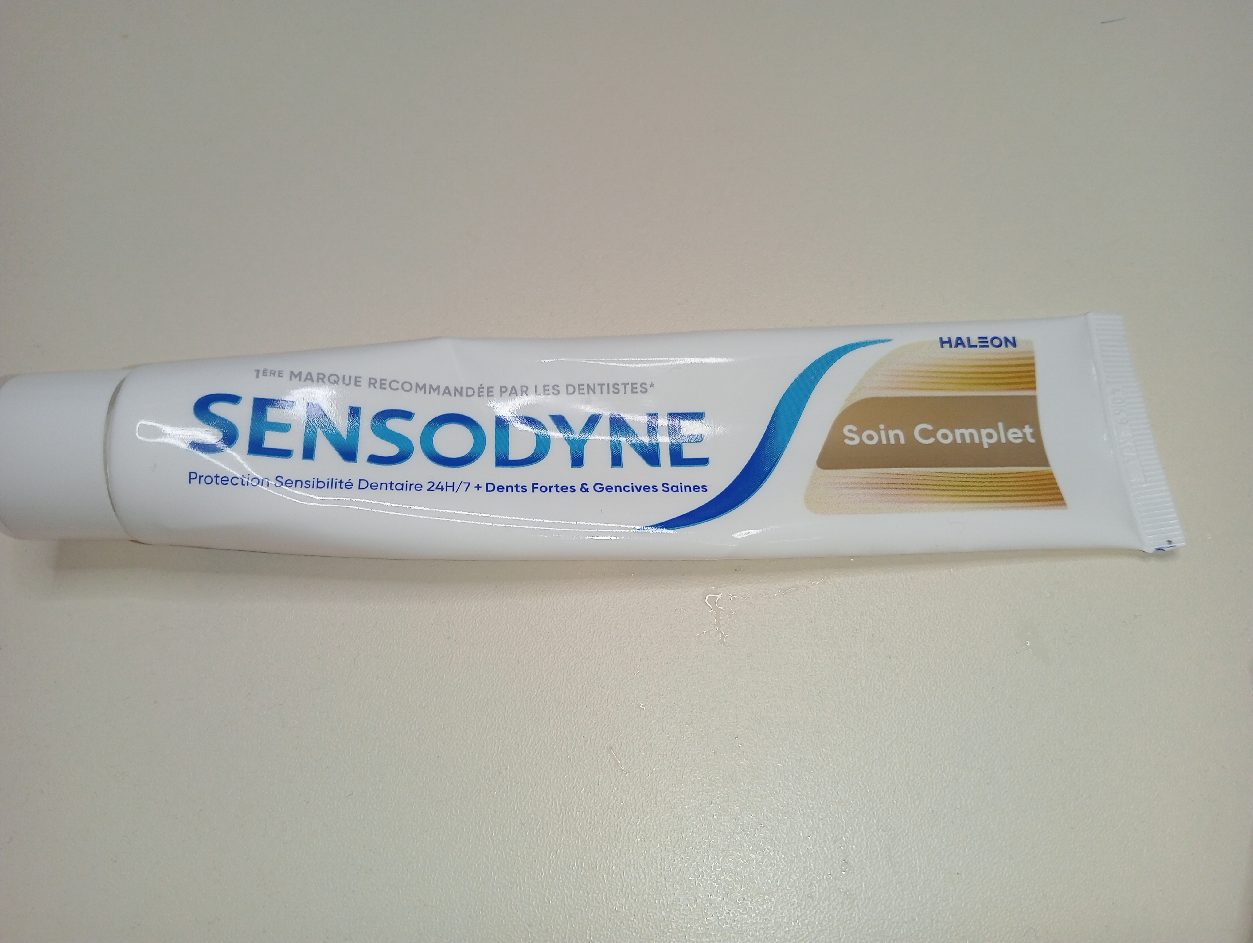 Солоденька зубна паста Sensodyne "Комплексний догляд"