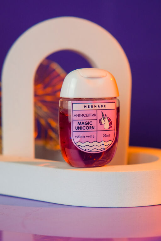 Копитом по мікробам: Mermade Magic Unicorn Hand Antiseptic