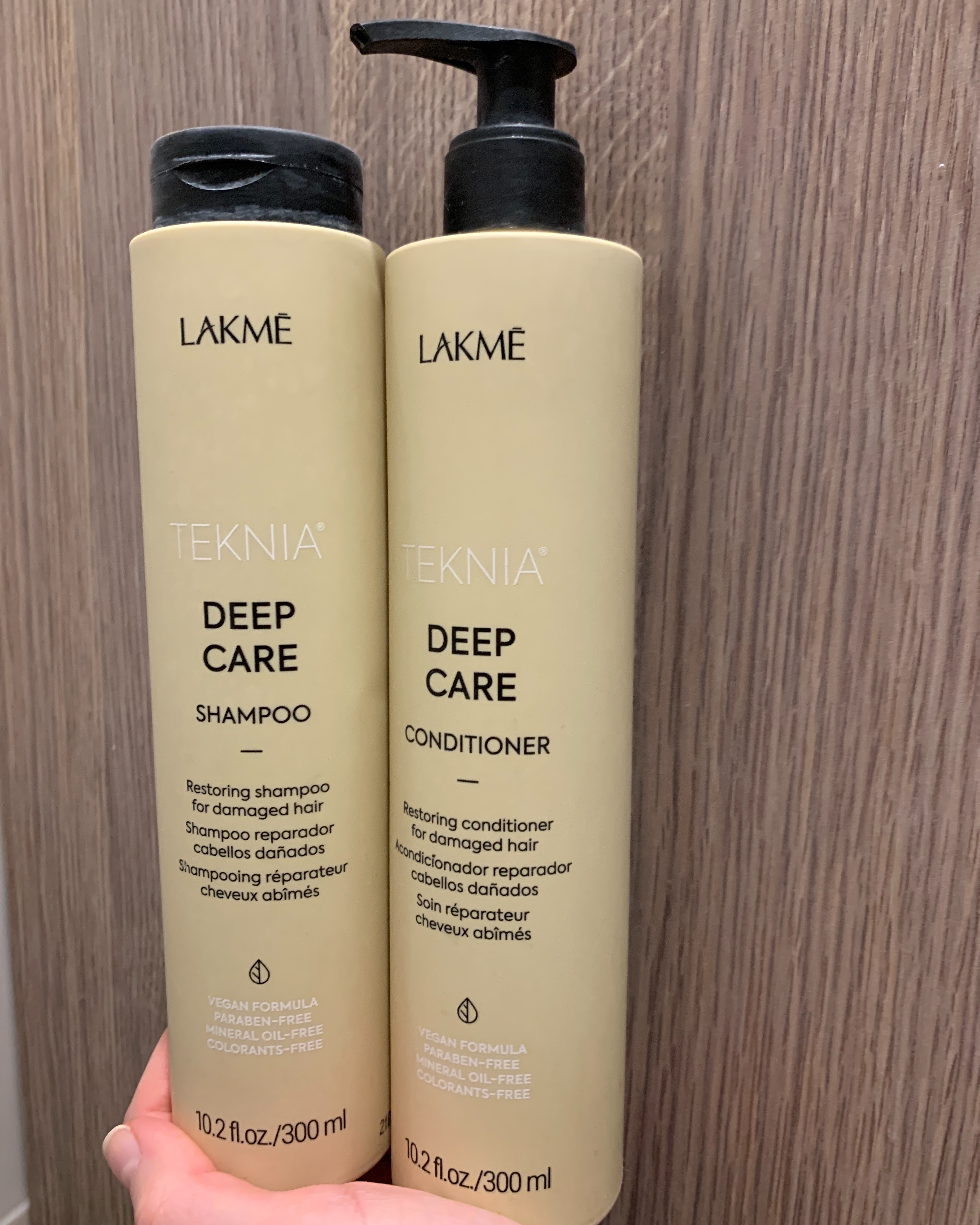 Засоби від Lakme: лінійка deep care