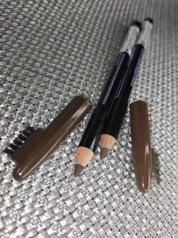 Maybelline New York Express Brow Shaping Pencil