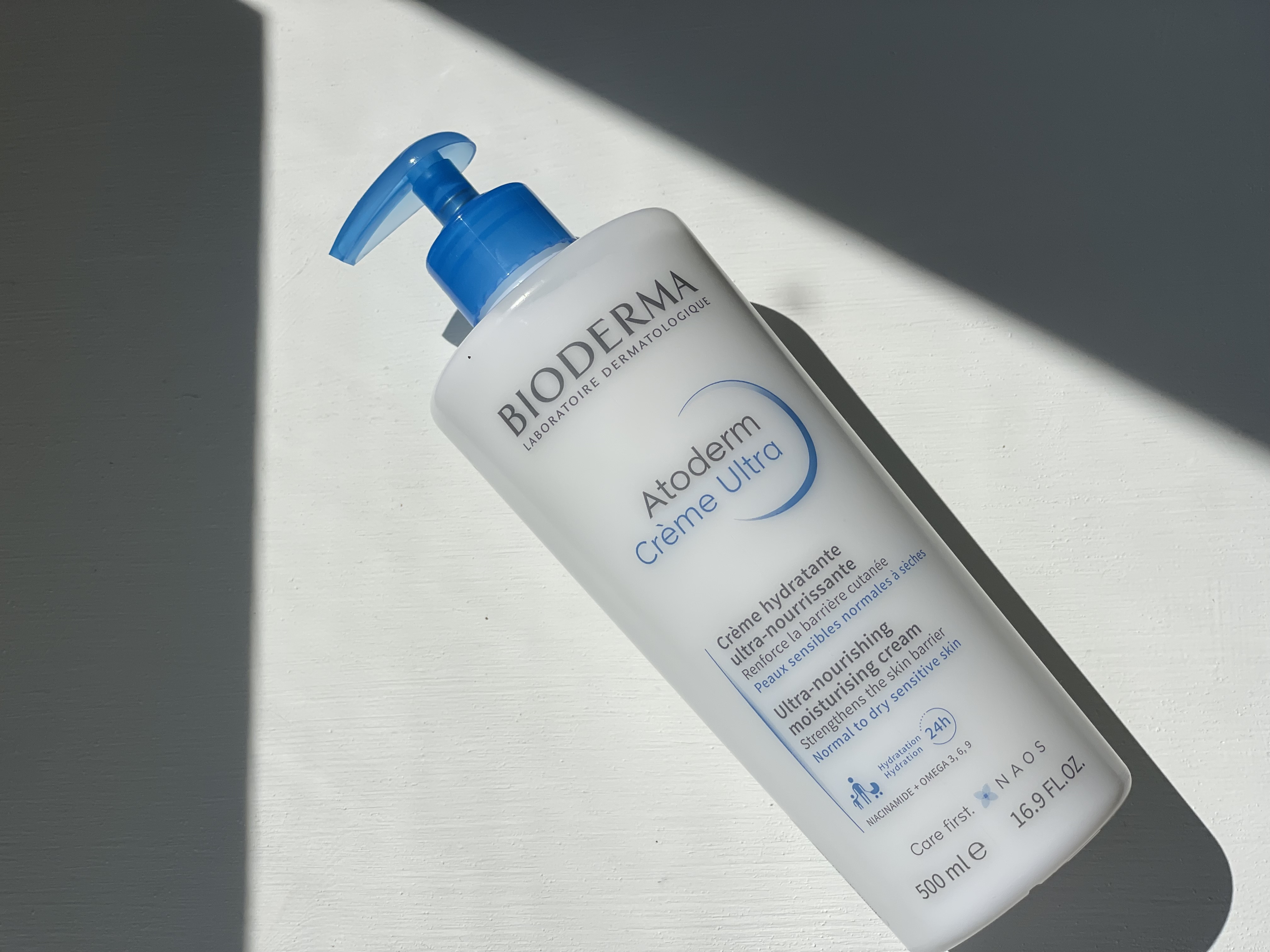 Зволожувальний крем для тіла, для сухої шкіри від Bioderma