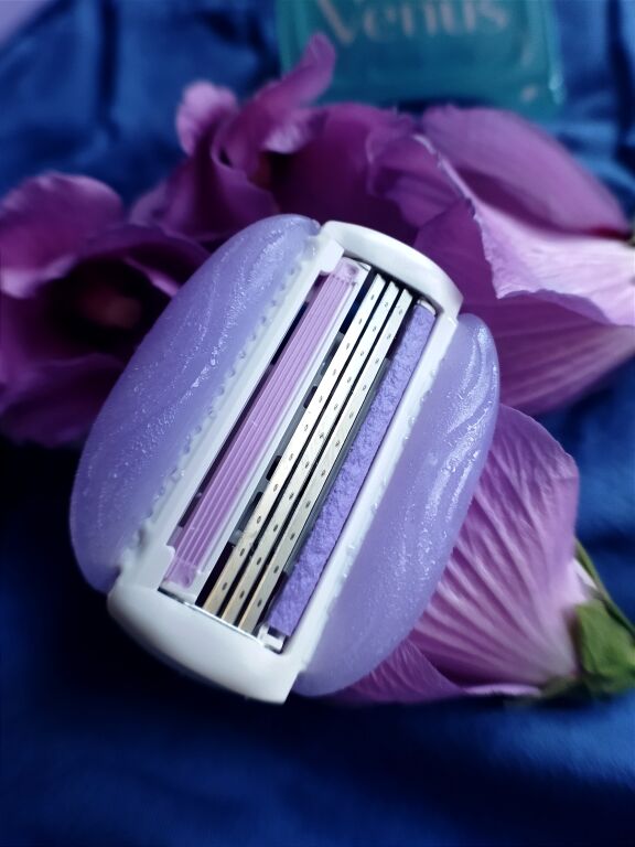 Gillette Venus Comfortglide Breeze