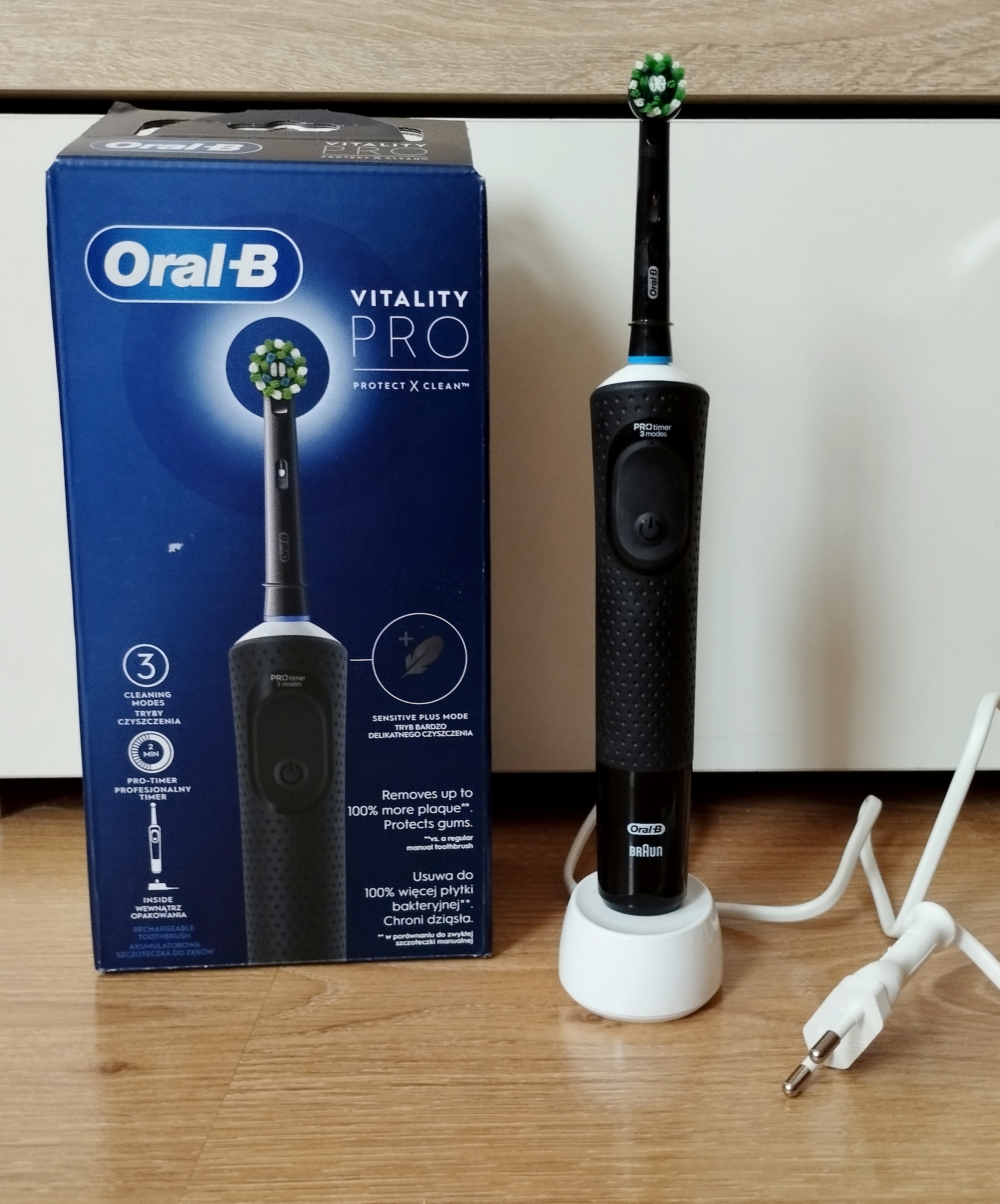 Електрична зубна щітка Oral-b Vitality Pro × Clean black