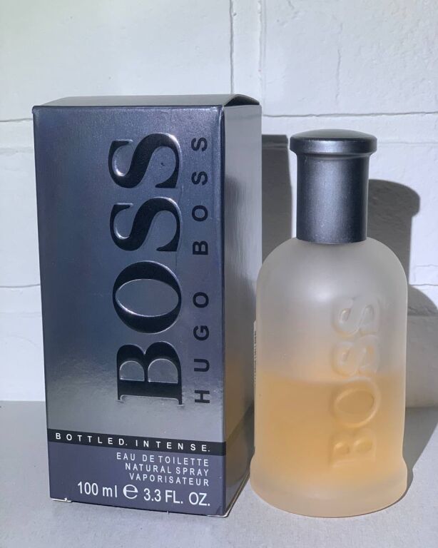 Чоловічі парфуми Boss