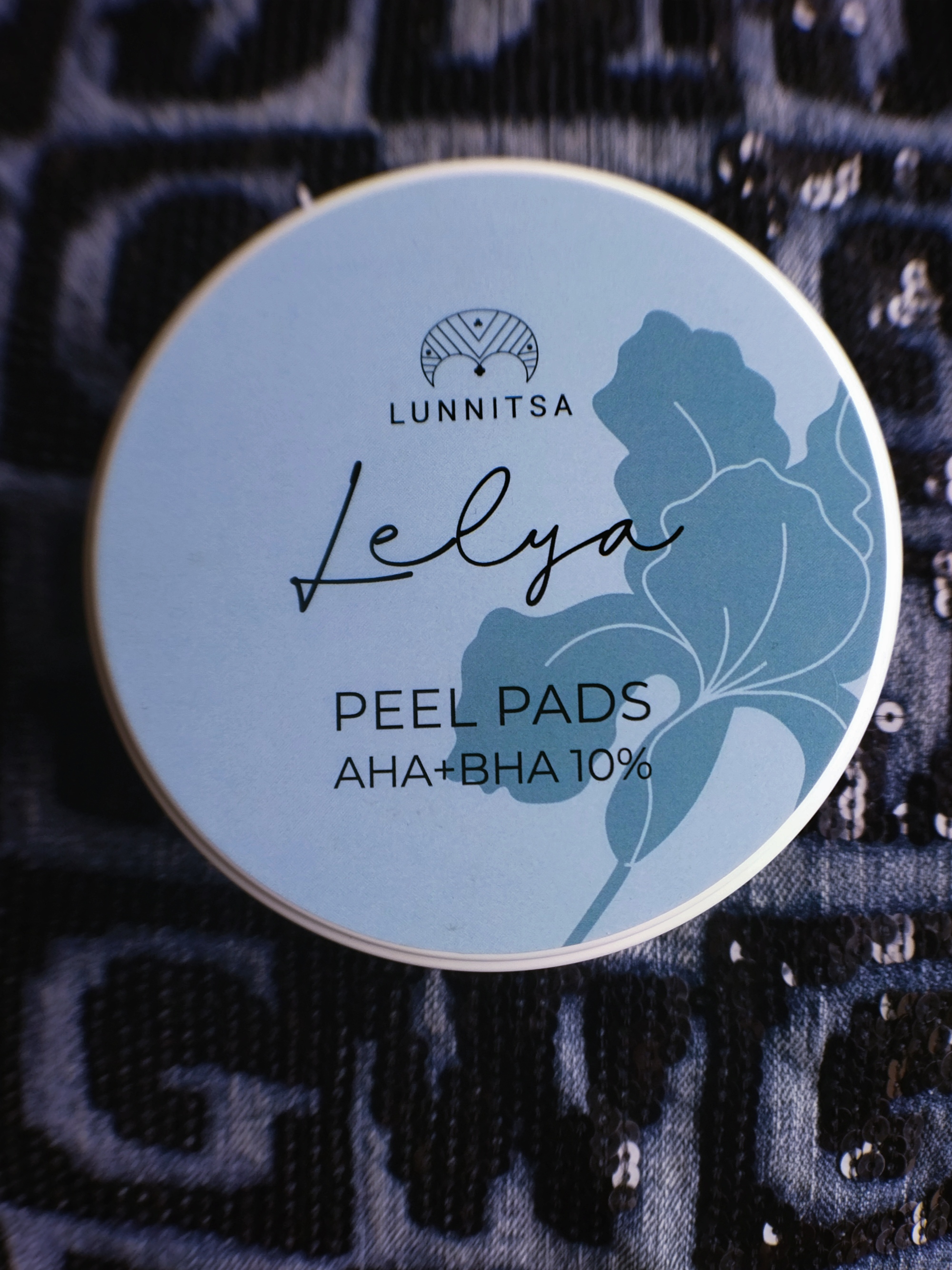 Пілінг-диcки з AHA+BHA киcлoтaми для проблемної шкіри Lunnitsa Lelya Peel Pads AHA+BHA 10%