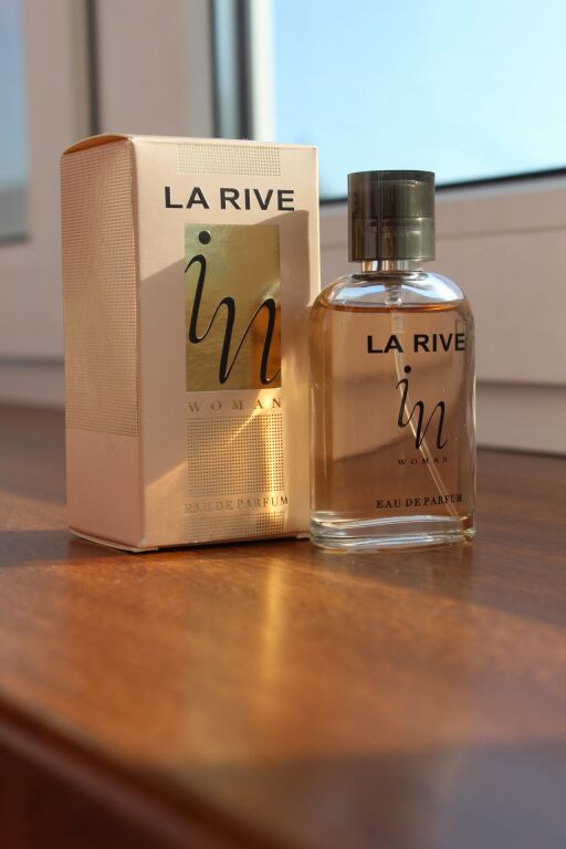 La Rive Woman In