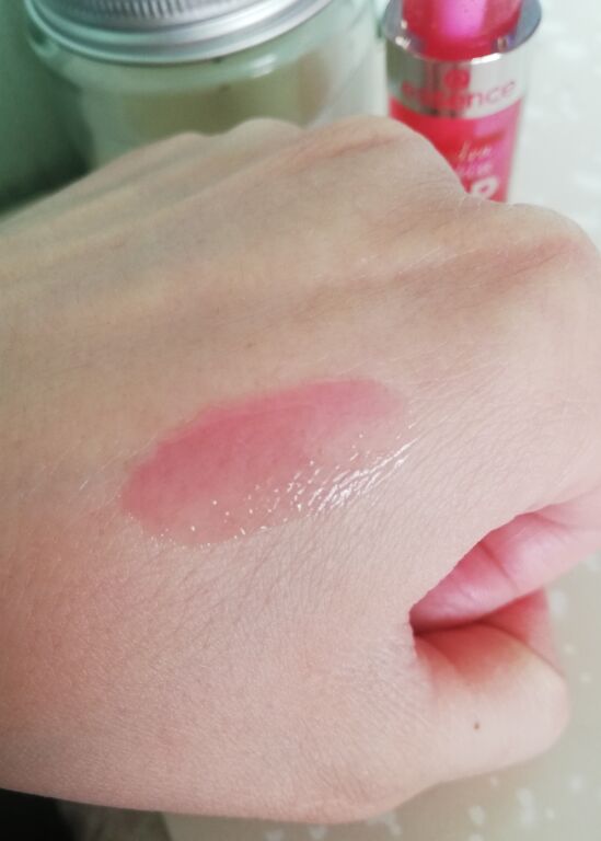 Essence Hydra kiss lip oil 03 pink champagne