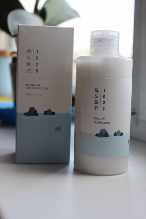 Зволожувальний лосьйон для обличчя з морською водою Round Lab 1025 Dokdo Lotion