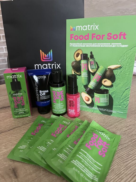 #testmakeupclub  Тестую професійні засоби для волосся від Matrix