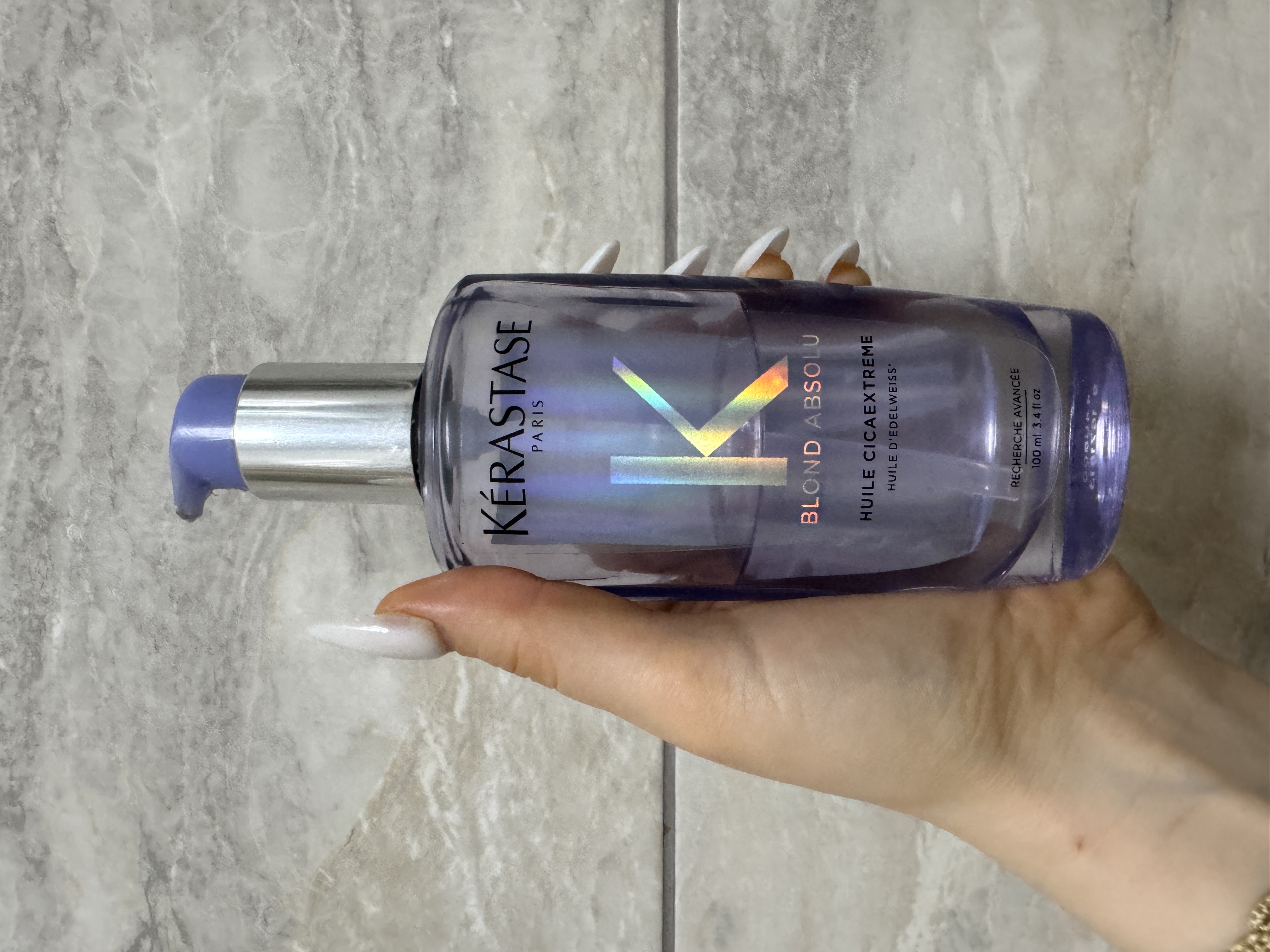 Засоби для додаткового догляду за волоссям: Kerastase L'incroyable та Kerastase Blond Absolu Huil