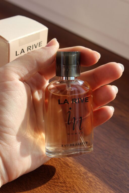 La Rive Woman In