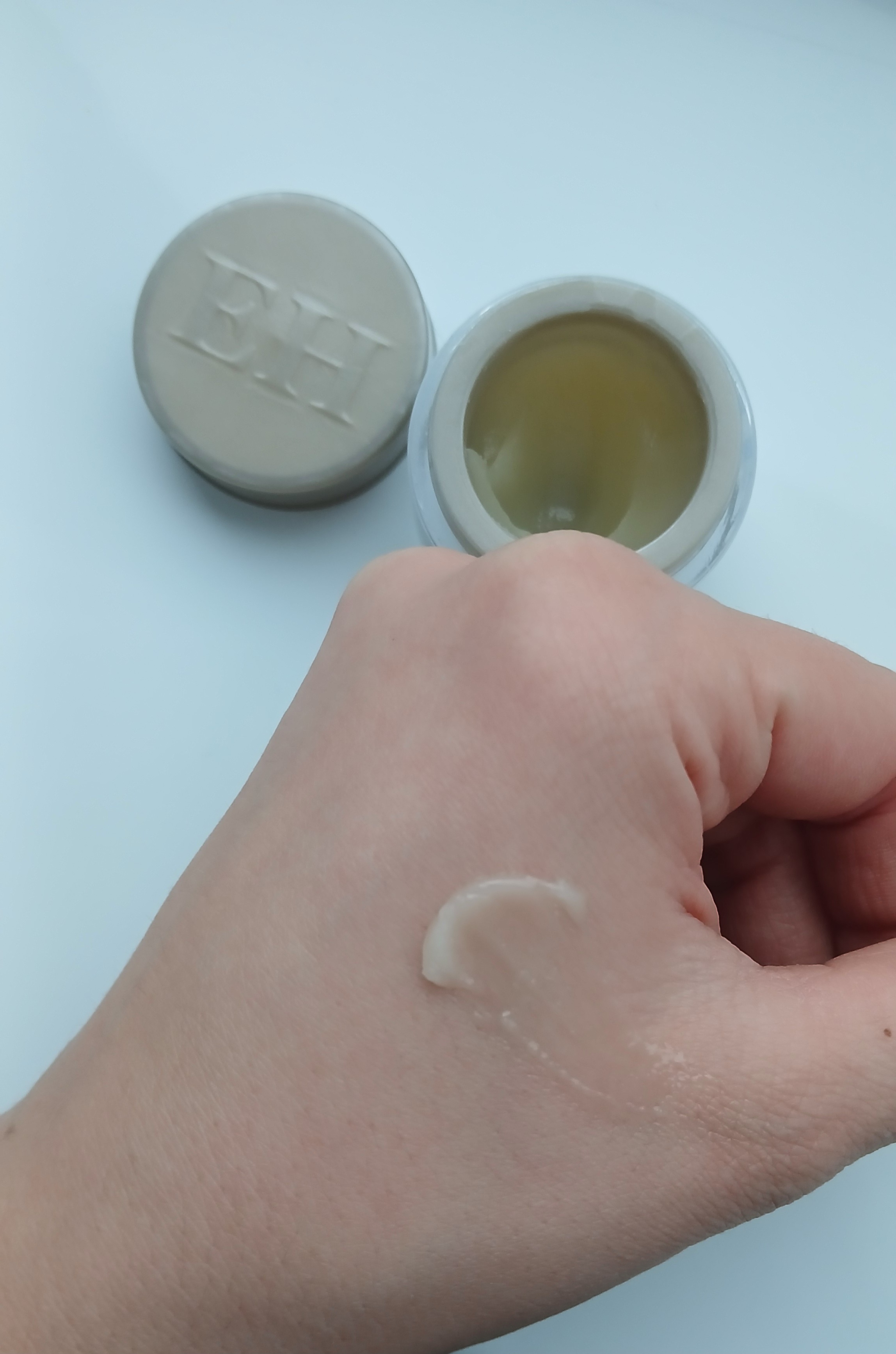 Emma Hardie moringa cleansing balm