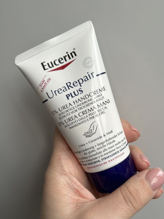 Крем для рук Eucerin і силікони у складі