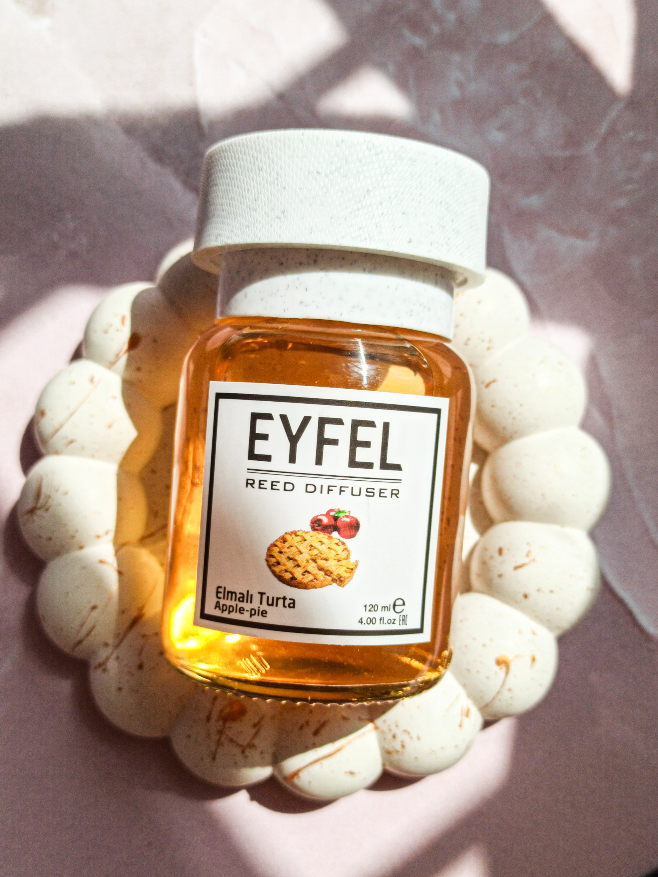 Чим пахне яблуневий пиріг по версії EYFEL