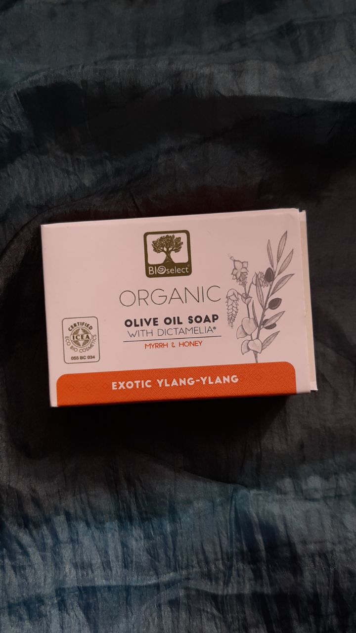 Оливкове мило з міррою та медом BIOselect Pure Olive Oil Soap Myrrh & Honey